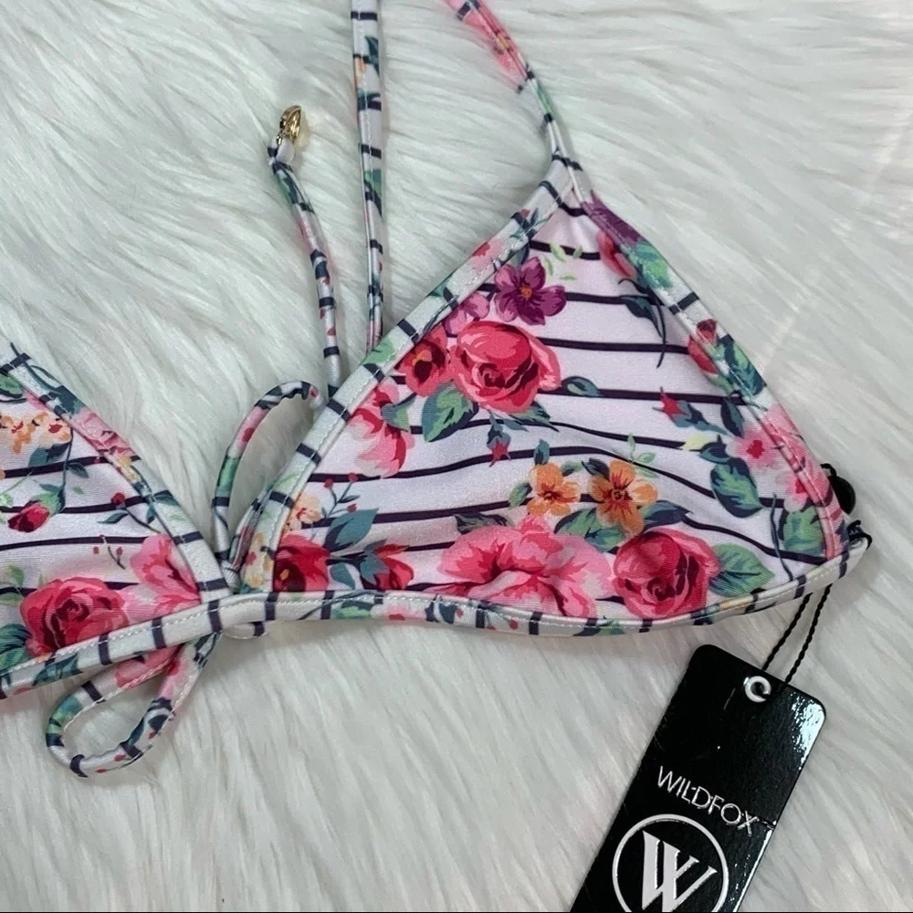 NWT Wildfox 90’s Floral Bikini Top